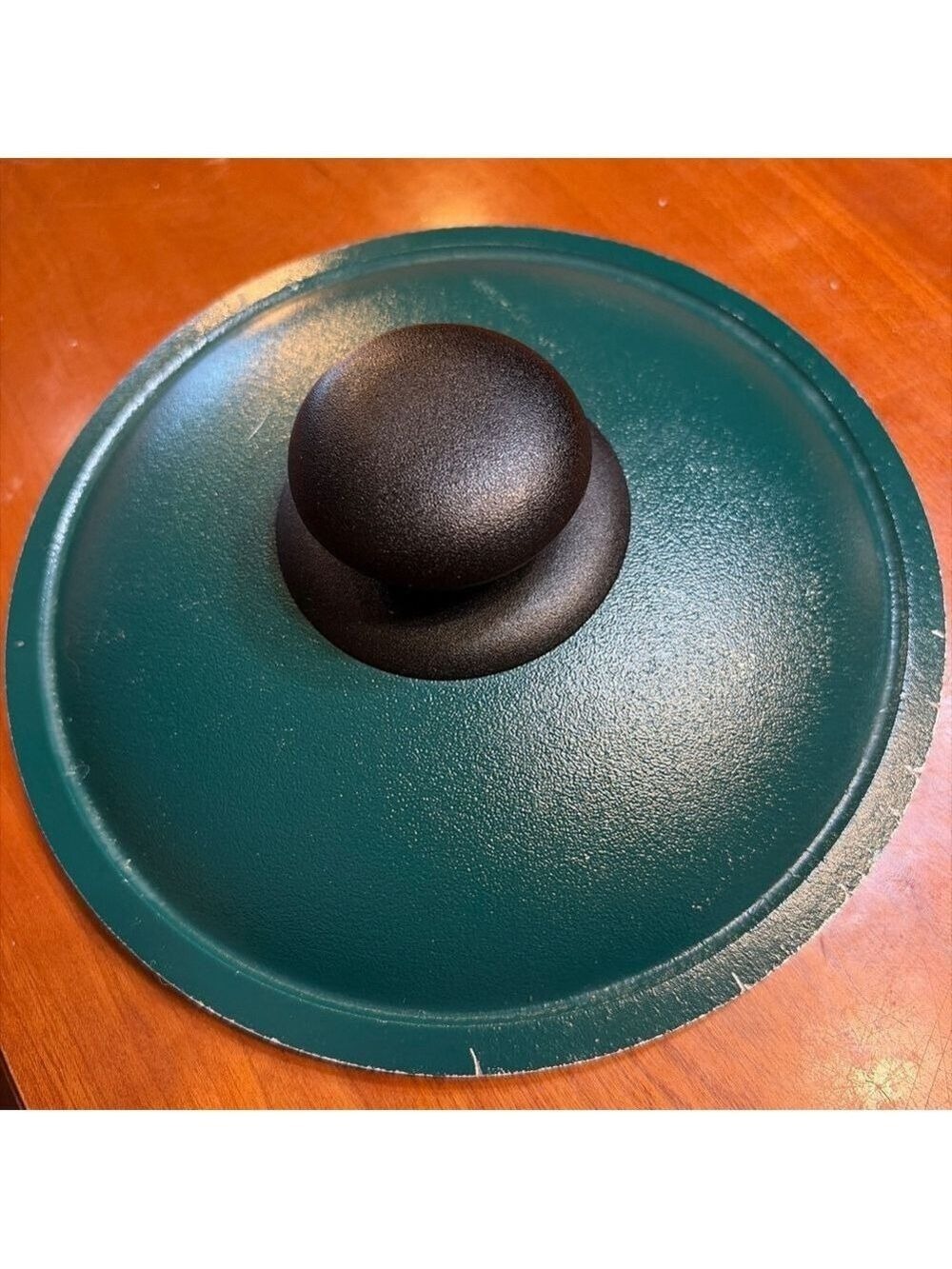This is a vintage Club aluminum replacement lid.